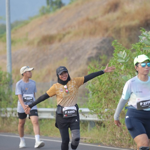 Race photo from KEDIRI HALF MARATHON 2026