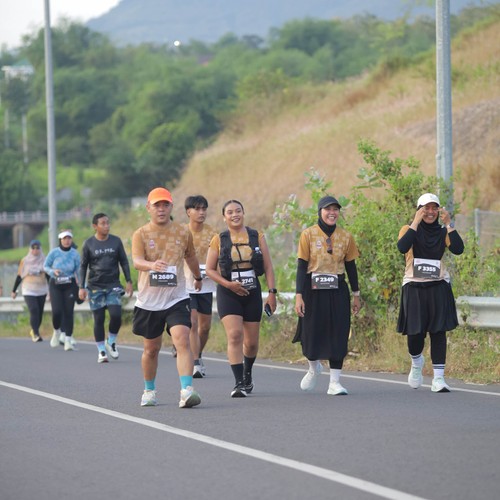 Race photo from KEDIRI HALF MARATHON 2026