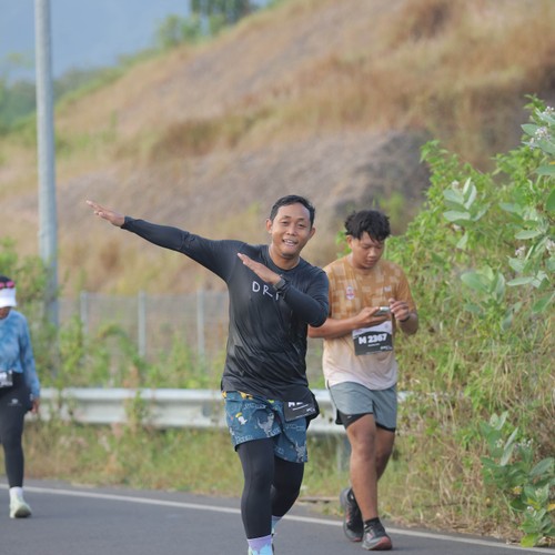 Race photo from KEDIRI HALF MARATHON 2026