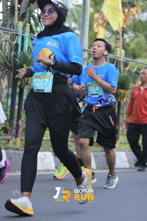Race photo from Isoplus Run 2024 Surabaya