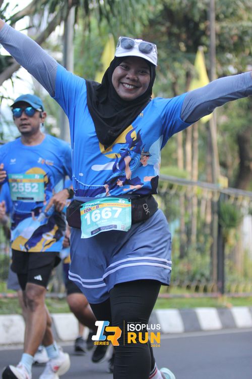 Race photo from Isoplus Run 2024 Surabaya