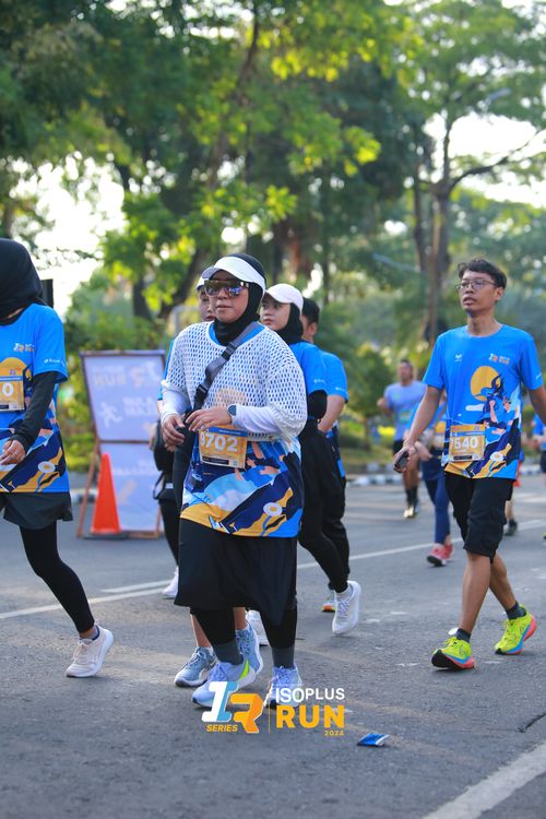 Race photo from Isoplus Run 2024 Surabaya