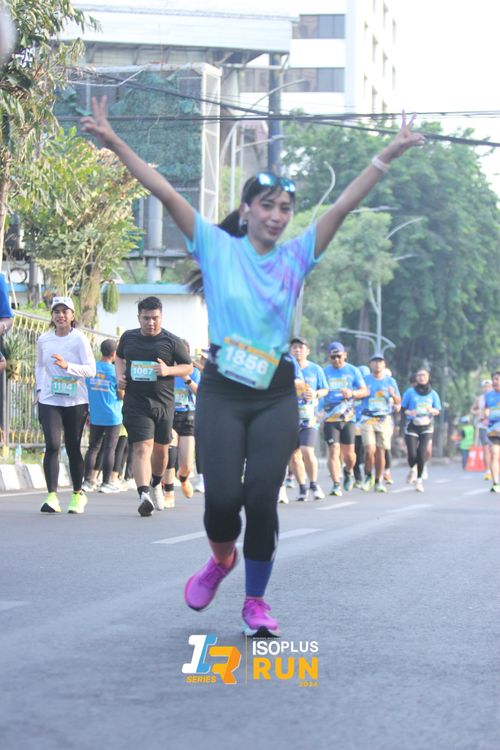 Race photo from Isoplus Run 2024 Surabaya