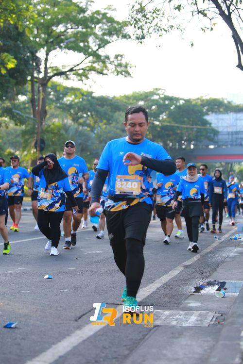 Race photo from Isoplus Run 2024 Surabaya