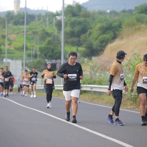 Race photo from KEDIRI HALF MARATHON 2026