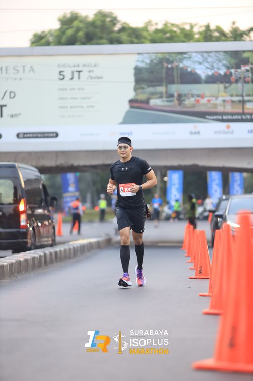 Race photo from SURABAYA ISOPLUS MARATHON 2025