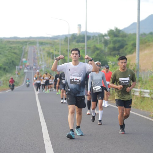 Race photo from KEDIRI HALF MARATHON 2026