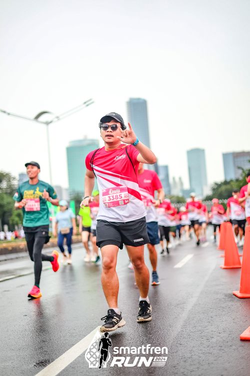 Race photo from Smartfren Run 2024