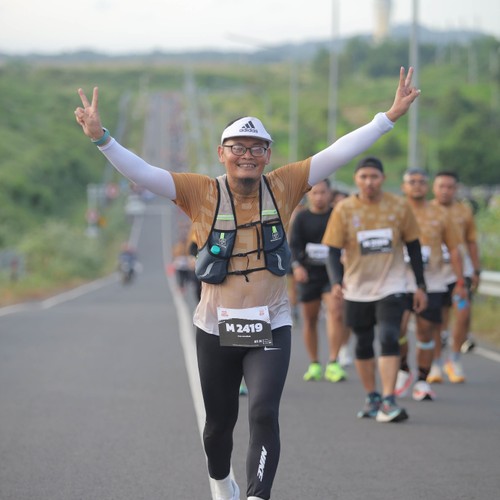 Race photo from KEDIRI HALF MARATHON 2026