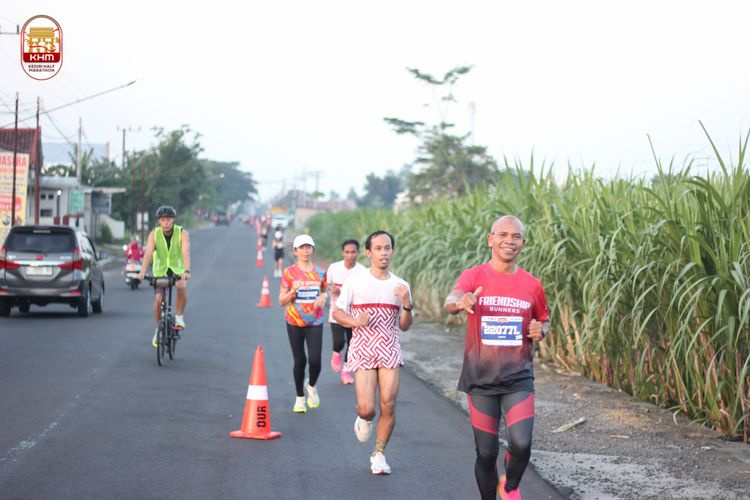 Race photo from Kediri Half Marathon 2024