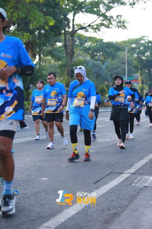 Race photo from Isoplus Run 2024 Surabaya