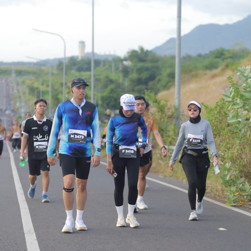 Race photo from KEDIRI HALF MARATHON 2026