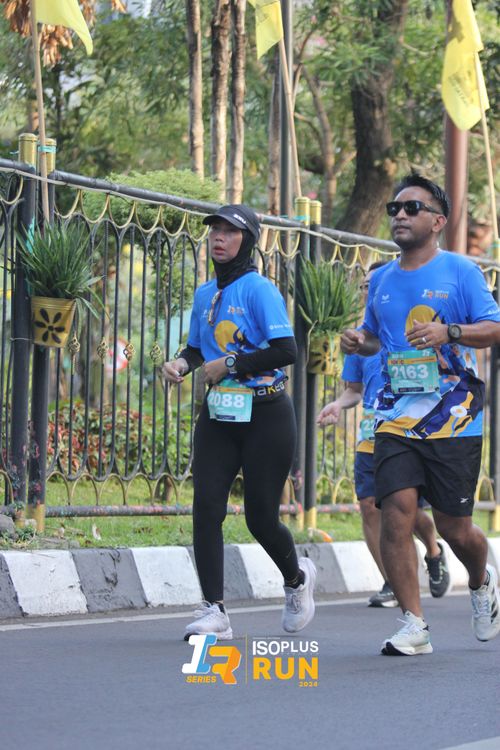 Race photo from Isoplus Run 2024 Surabaya