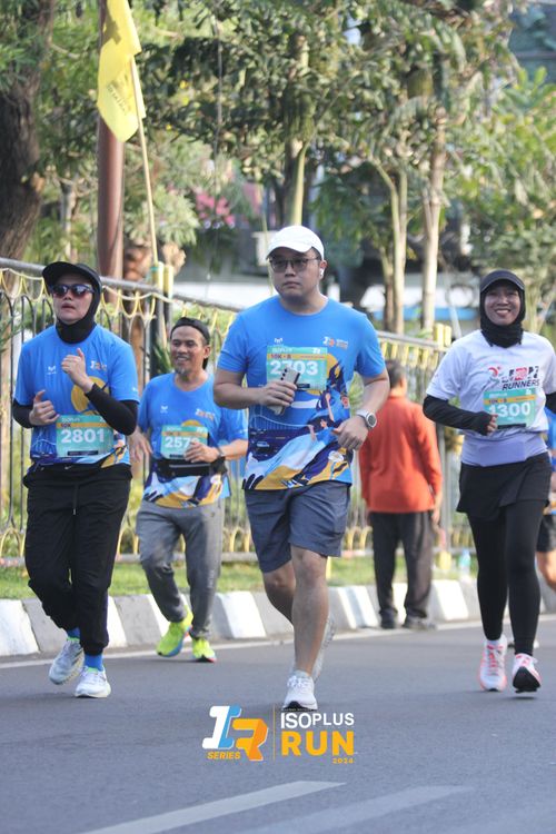 Race photo from Isoplus Run 2024 Surabaya