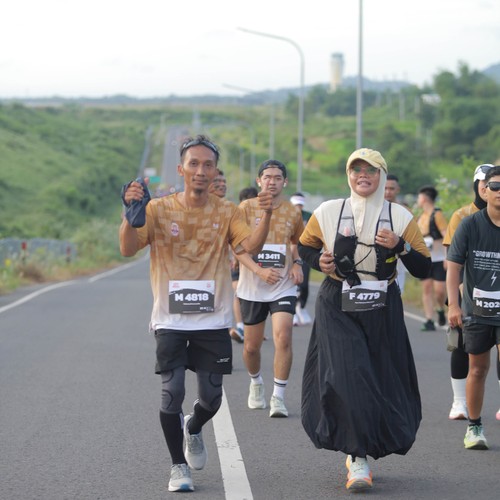 Race photo from KEDIRI HALF MARATHON 2026