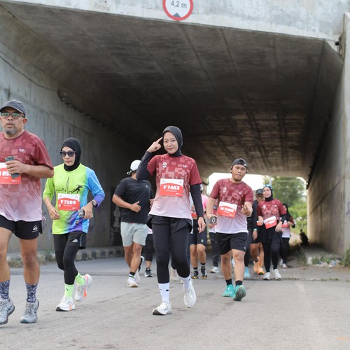 Race photo from KEDIRI HALF MARATHON 2026