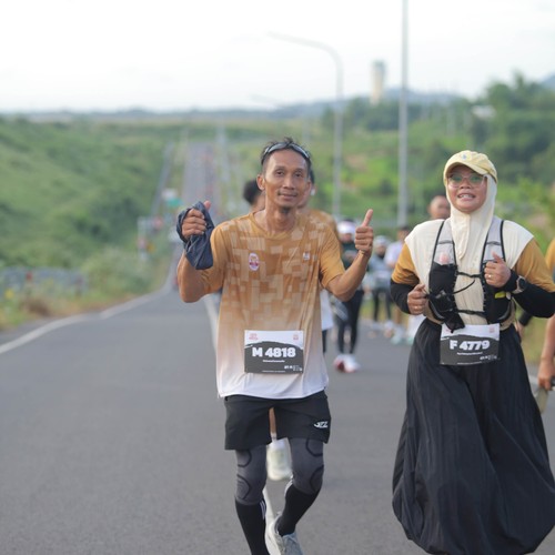 Race photo from KEDIRI HALF MARATHON 2026