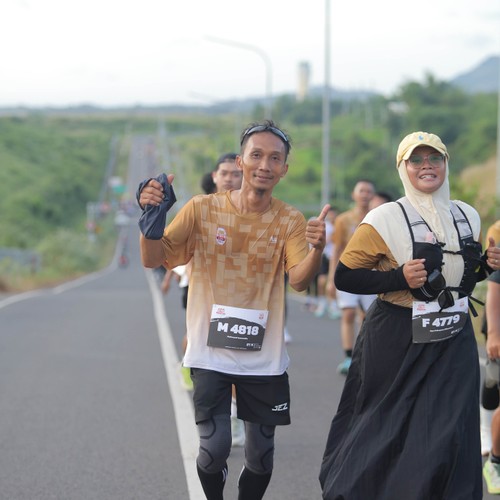 Race photo from KEDIRI HALF MARATHON 2026