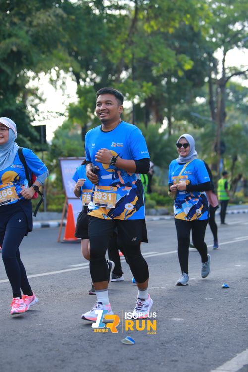 Race photo from Isoplus Run 2024 Surabaya