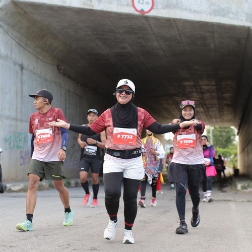 Race photo from KEDIRI HALF MARATHON 2026
