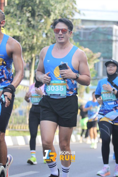 Race photo from Isoplus Run 2024 Surabaya