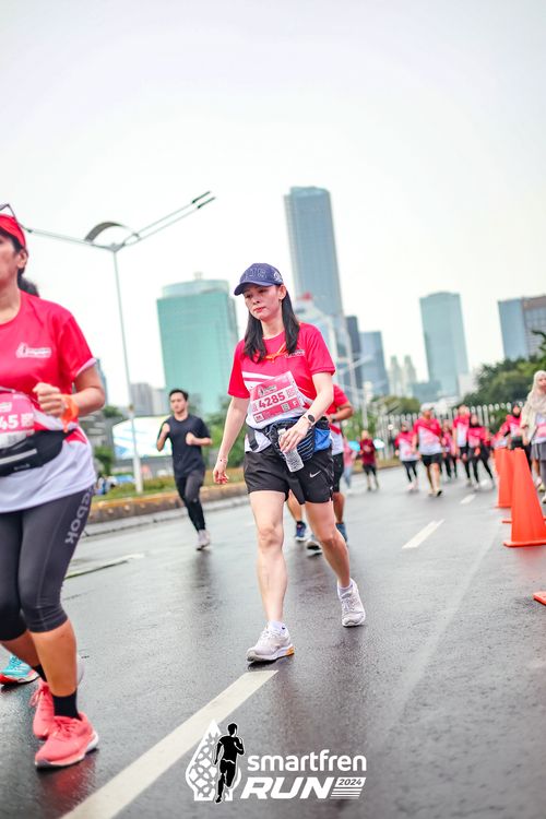 Race photo from Smartfren Run 2024