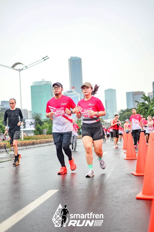 Race photo from Smartfren Run 2024