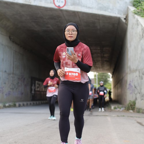 Race photo from KEDIRI HALF MARATHON 2026