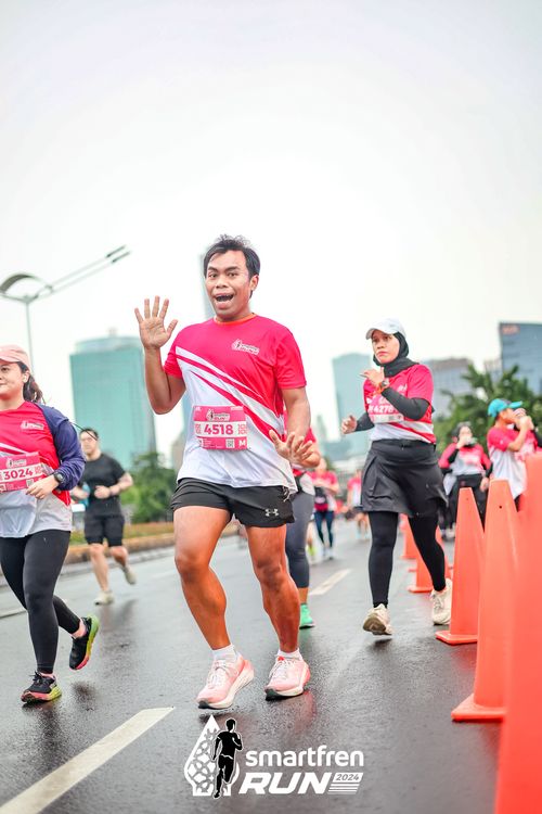 Race photo from Smartfren Run 2024