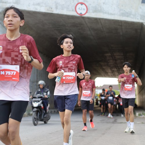 Race photo from KEDIRI HALF MARATHON 2026