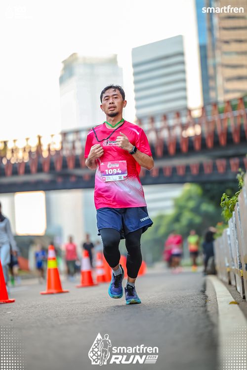 Race photo from Smartfren Run 2025 
