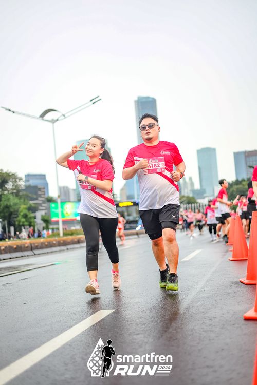 Race photo from Smartfren Run 2024