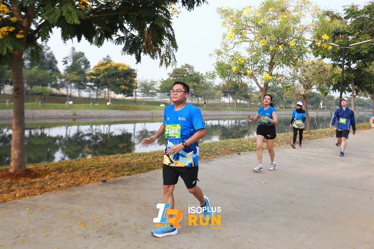 Race photo from ISOPlus Run 2024 Jakarta