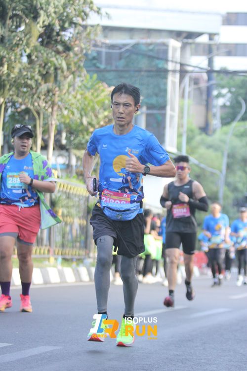 Race photo from Isoplus Run 2024 Surabaya
