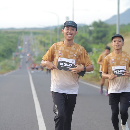 Race photo from KEDIRI HALF MARATHON 2026