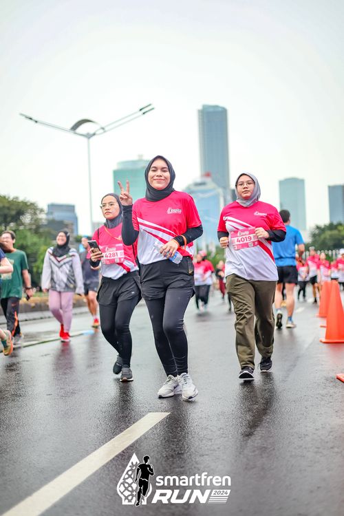 Race photo from Smartfren Run 2024