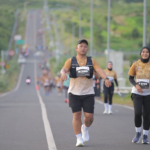 Race photo from KEDIRI HALF MARATHON 2026