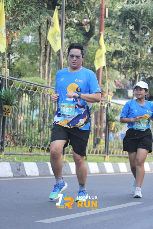 Race photo from Isoplus Run 2024 Surabaya