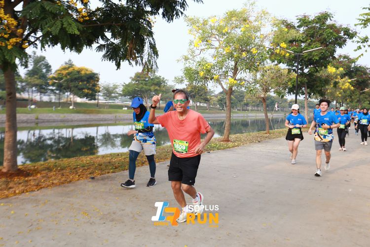 Race photo from ISOPlus Run 2024 Jakarta