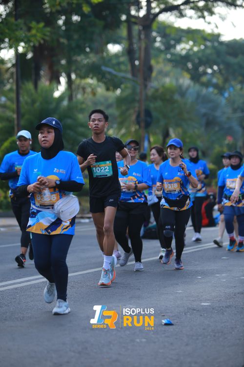 Race photo from Isoplus Run 2024 Surabaya