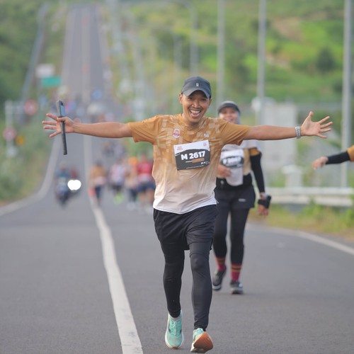 Race photo from KEDIRI HALF MARATHON 2026
