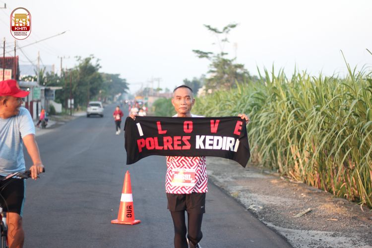 Race photo from Kediri Half Marathon 2024