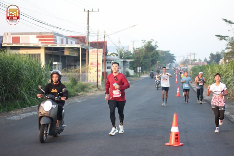 Race photo from Kediri Half Marathon 2024