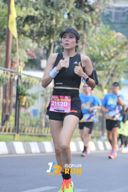 Race photo from Isoplus Run 2024 Surabaya