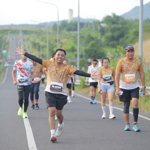 Race photo from KEDIRI HALF MARATHON 2026