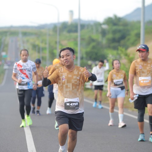 Race photo from KEDIRI HALF MARATHON 2026