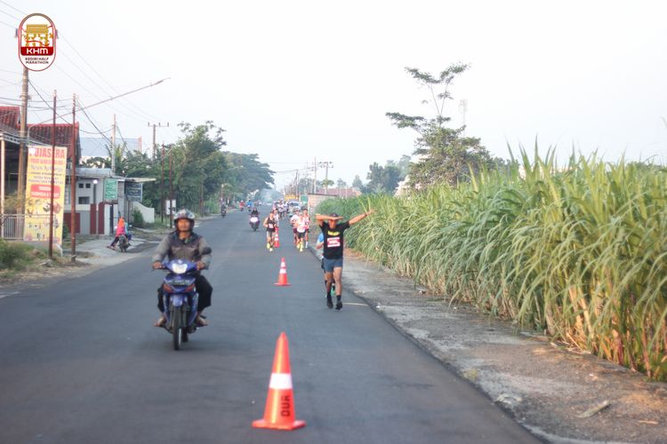 Race photo from Kediri Half Marathon 2024