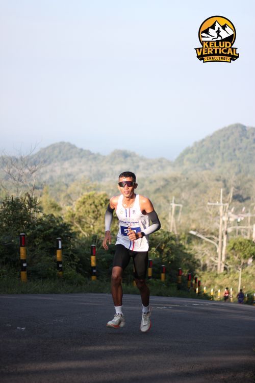 Race photo from Kelud Vertical Challenge 2024
