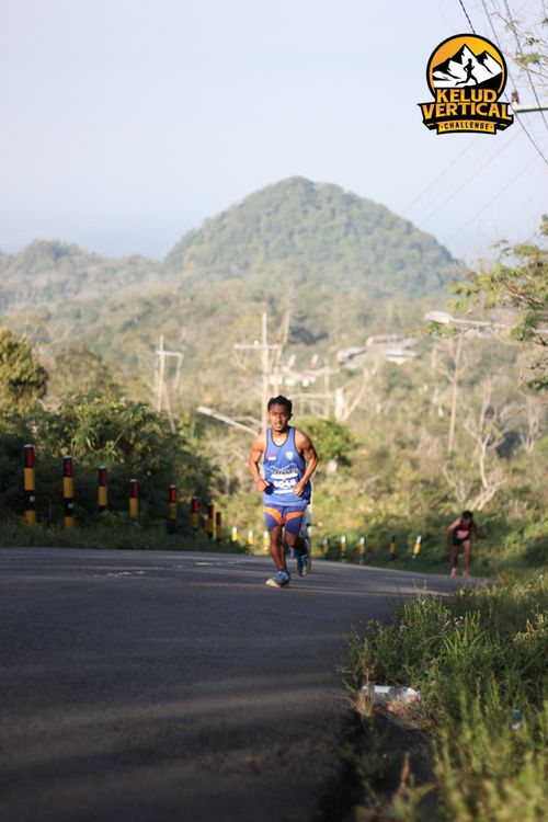 Race photo from Kelud Vertical Challenge 2024