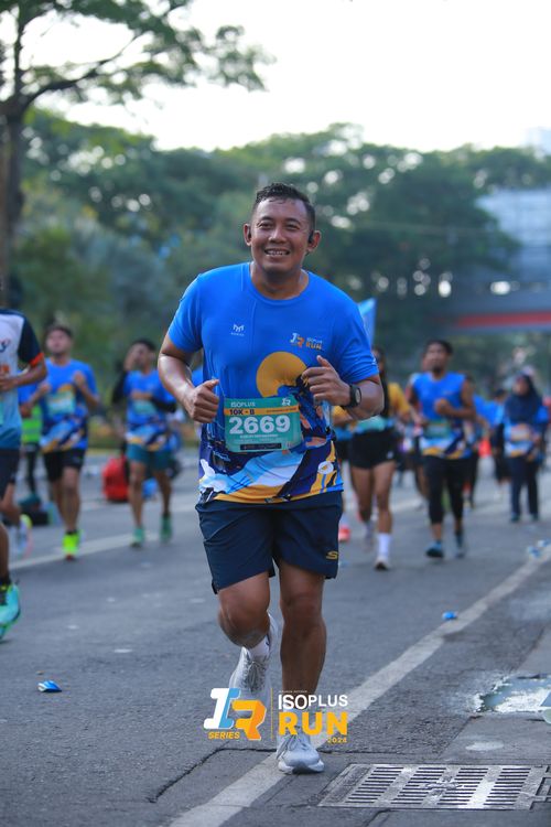 Race photo from Isoplus Run 2024 Surabaya
